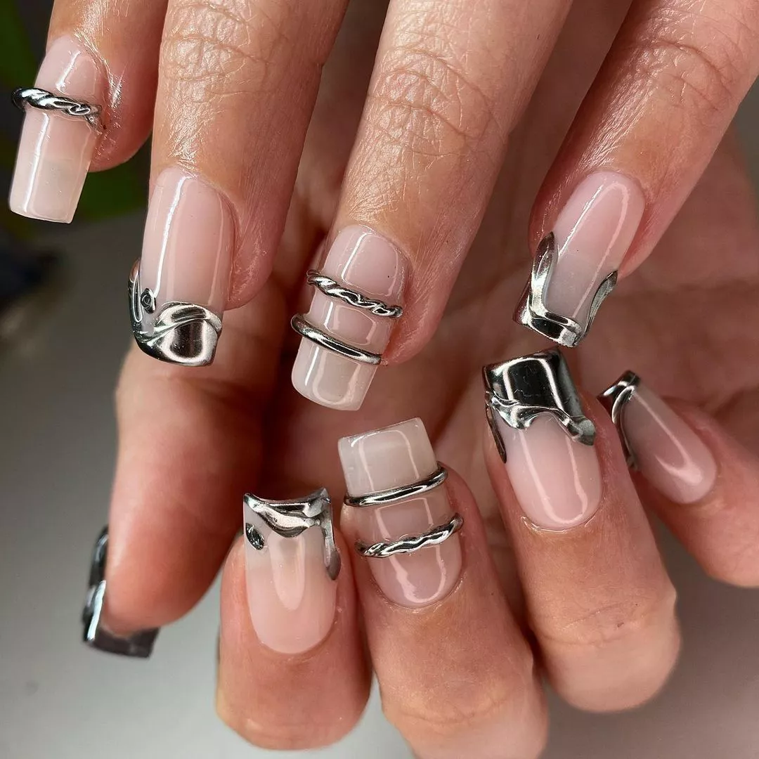 Minimalist Chrome Winter Nails
