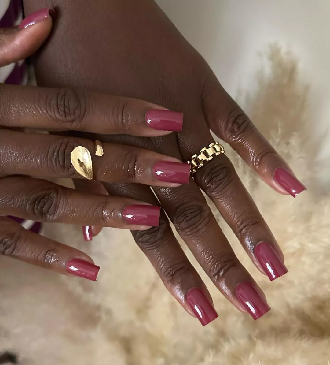 Muted Cranberry Thanksgiving Nails