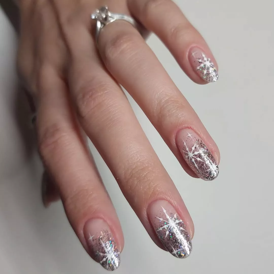 Glitter Ombre New Years Eve Nails