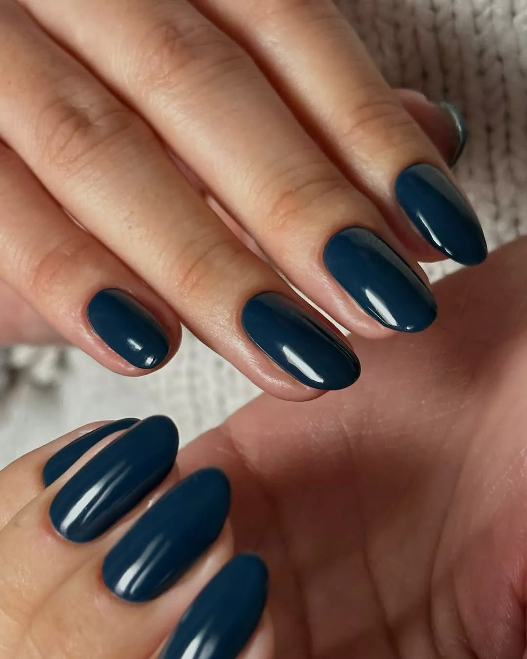 Winter Blues Short Winter Nails