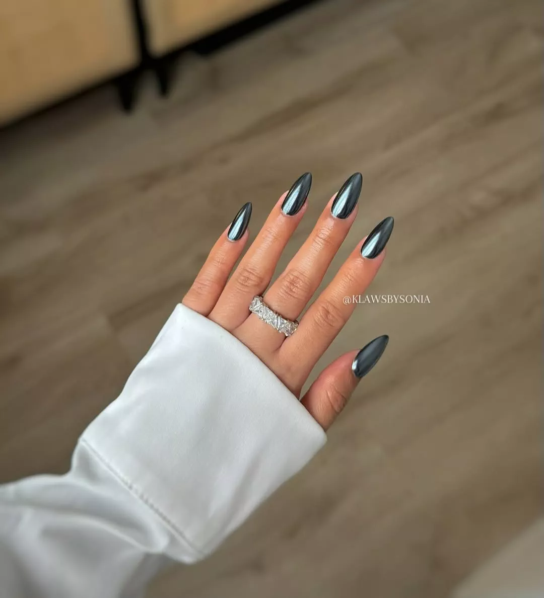 Black Glaze Winter Chrome Nails