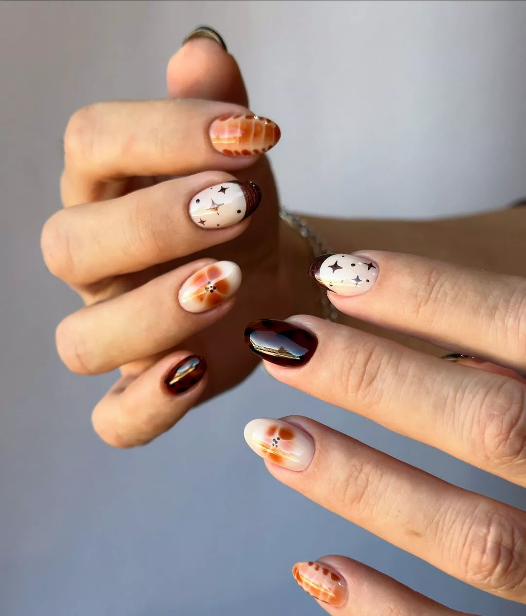 Fall Foliage Thanksgiving Nails