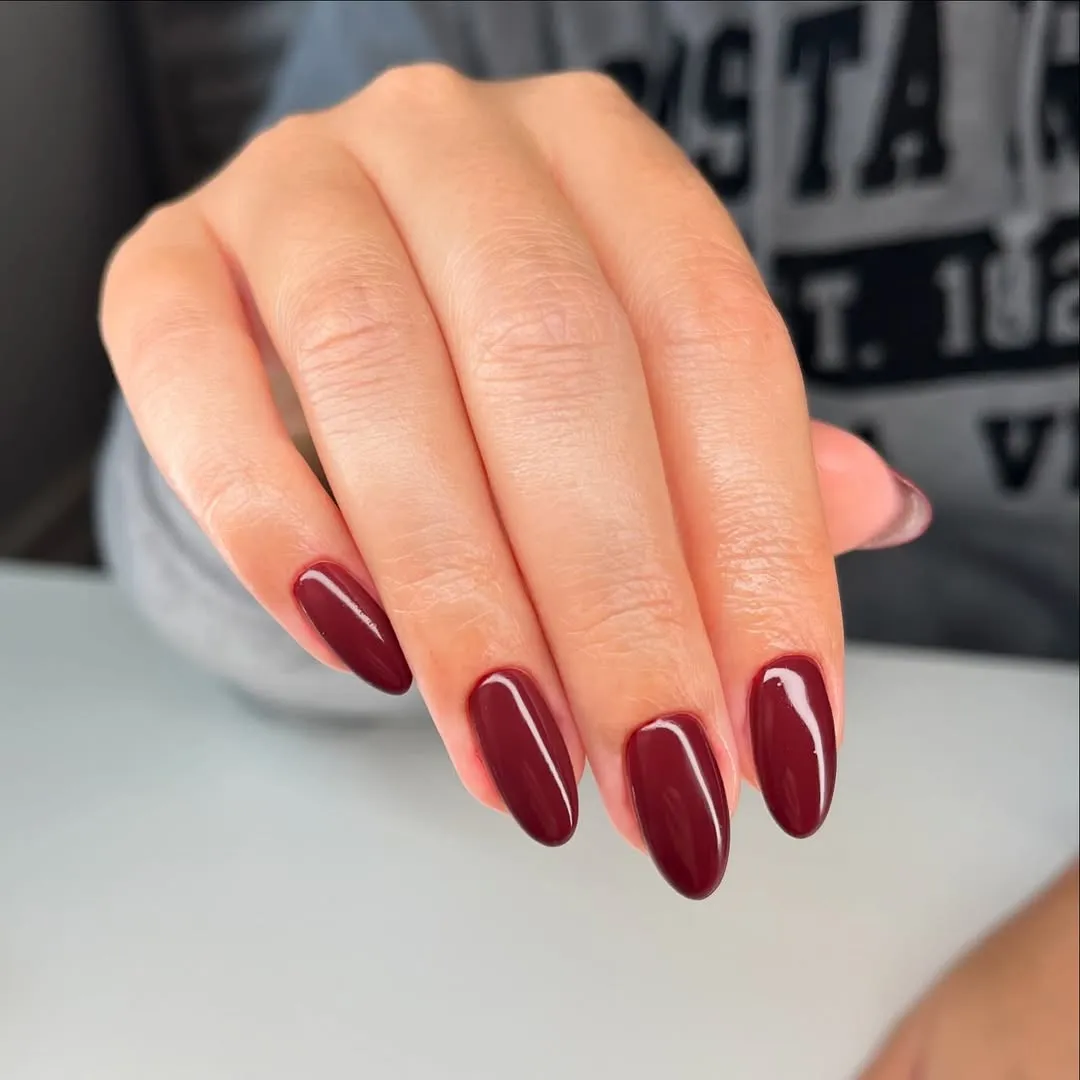The Best Winter Nail Colors of 2026: Deep Merlot