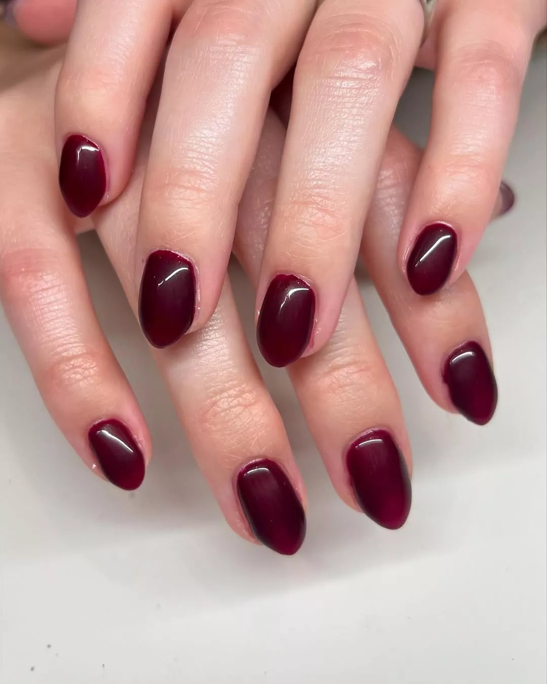 Wine red round nails
