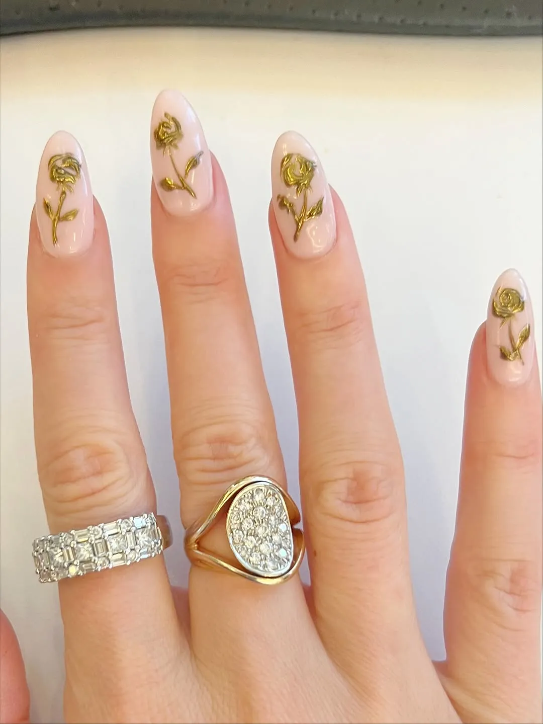 Nude nails with gold roses