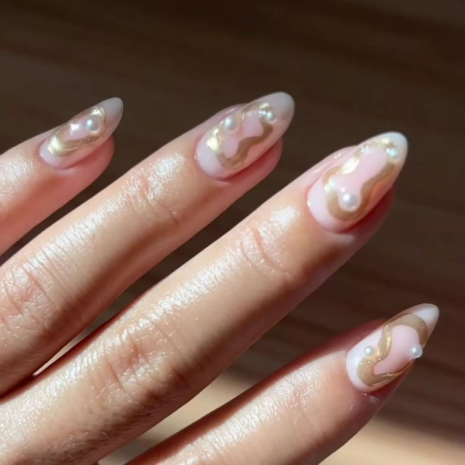 Abstract Champagne Shimmer Squiggle Nails - InStyle January Nails