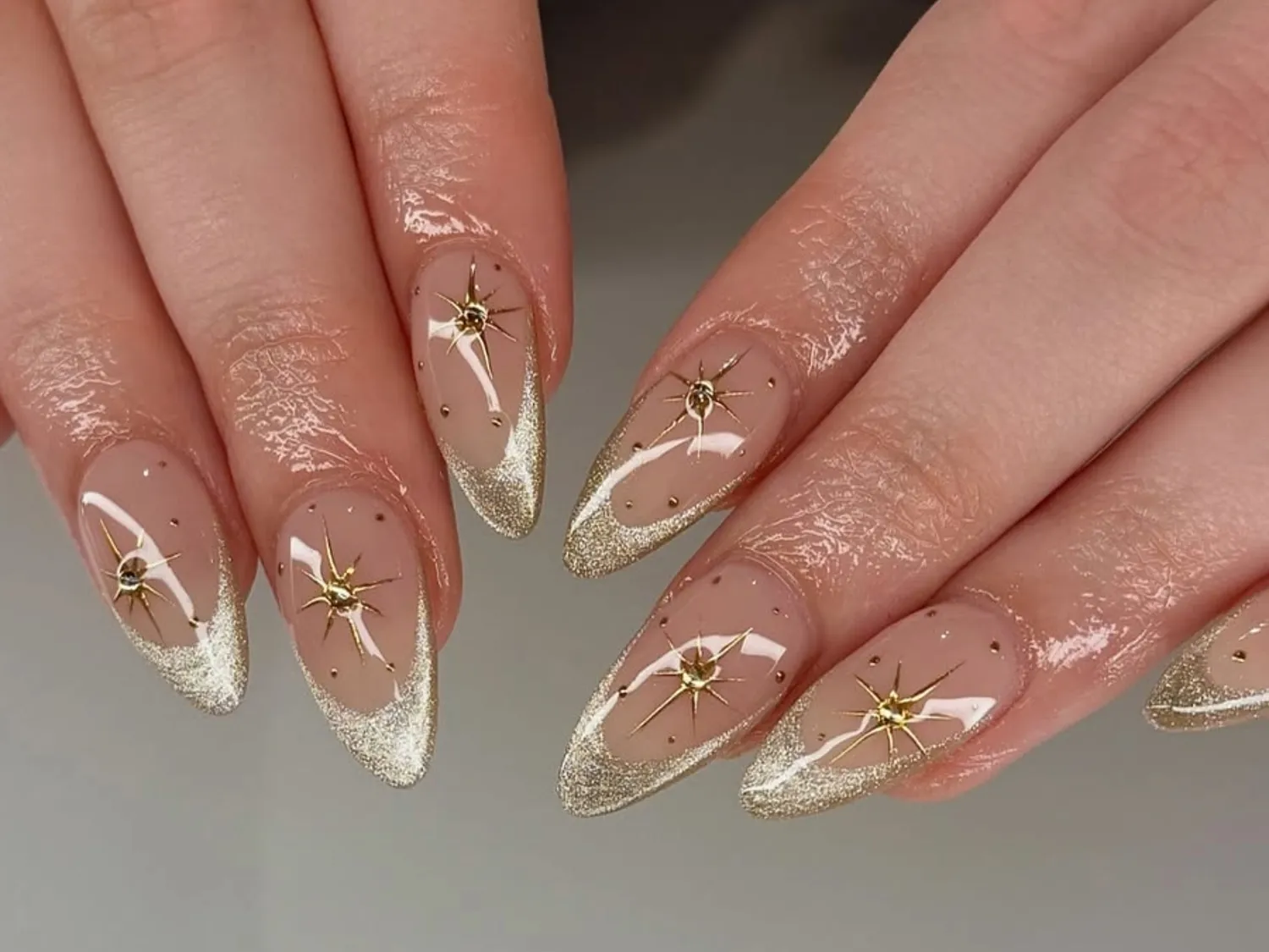 Bottoms Up! 18 Champagne Nail Ideas Worth Toasting To