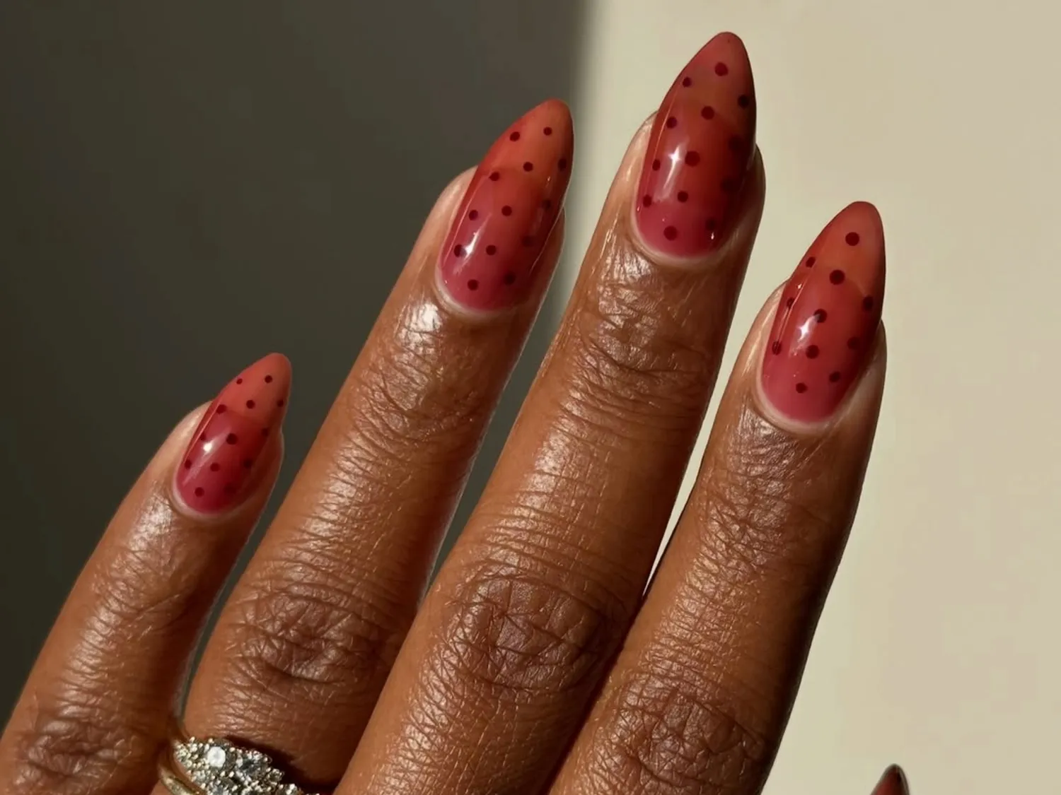 15 Winter Polka Dot Nail Ideas That Give the Pattern a Festive Spin