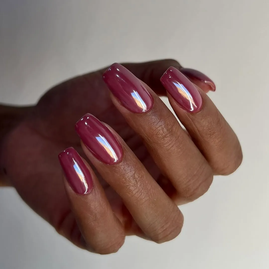 Red chrome nails