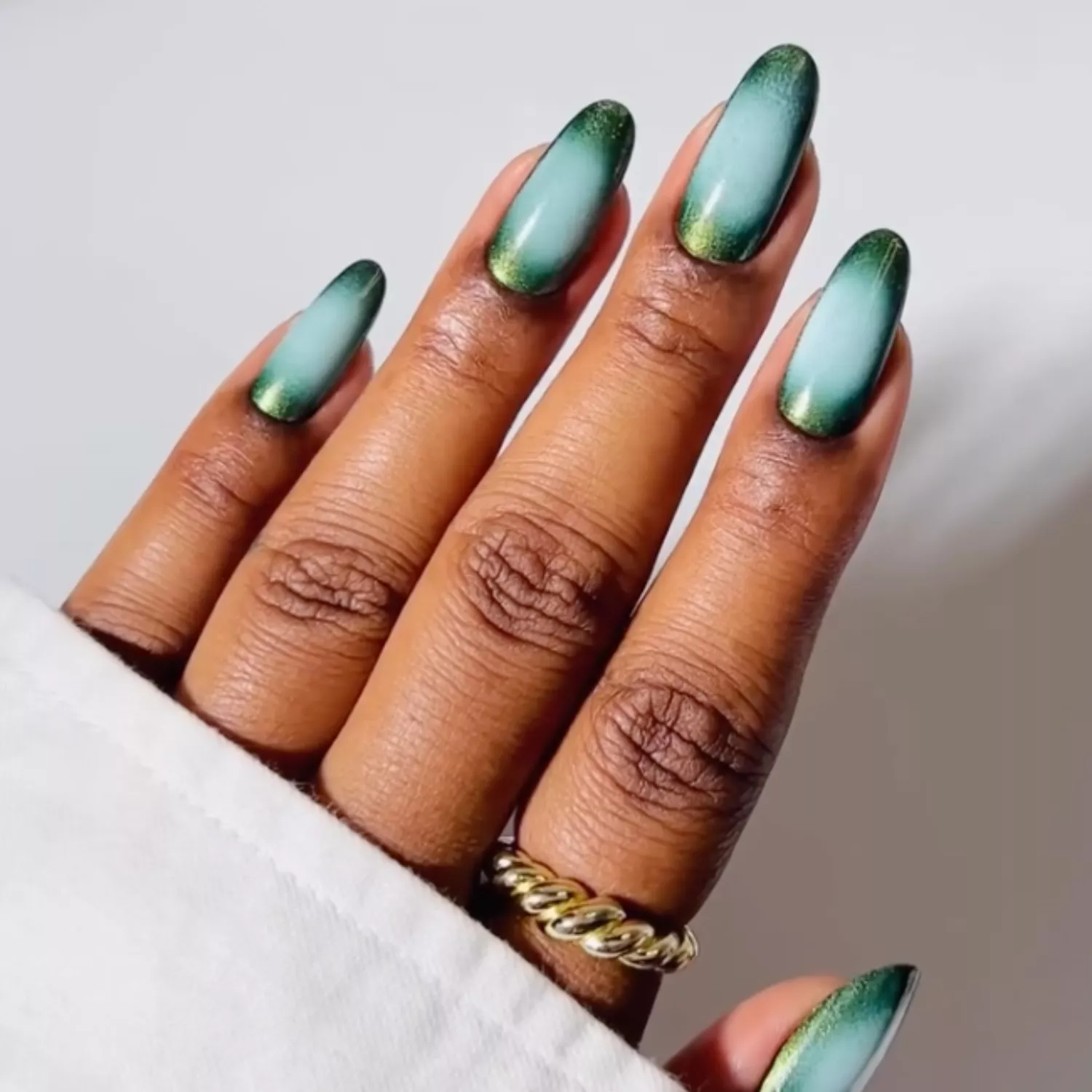 Minty Fresh Aura Nails - InStyle January Nails