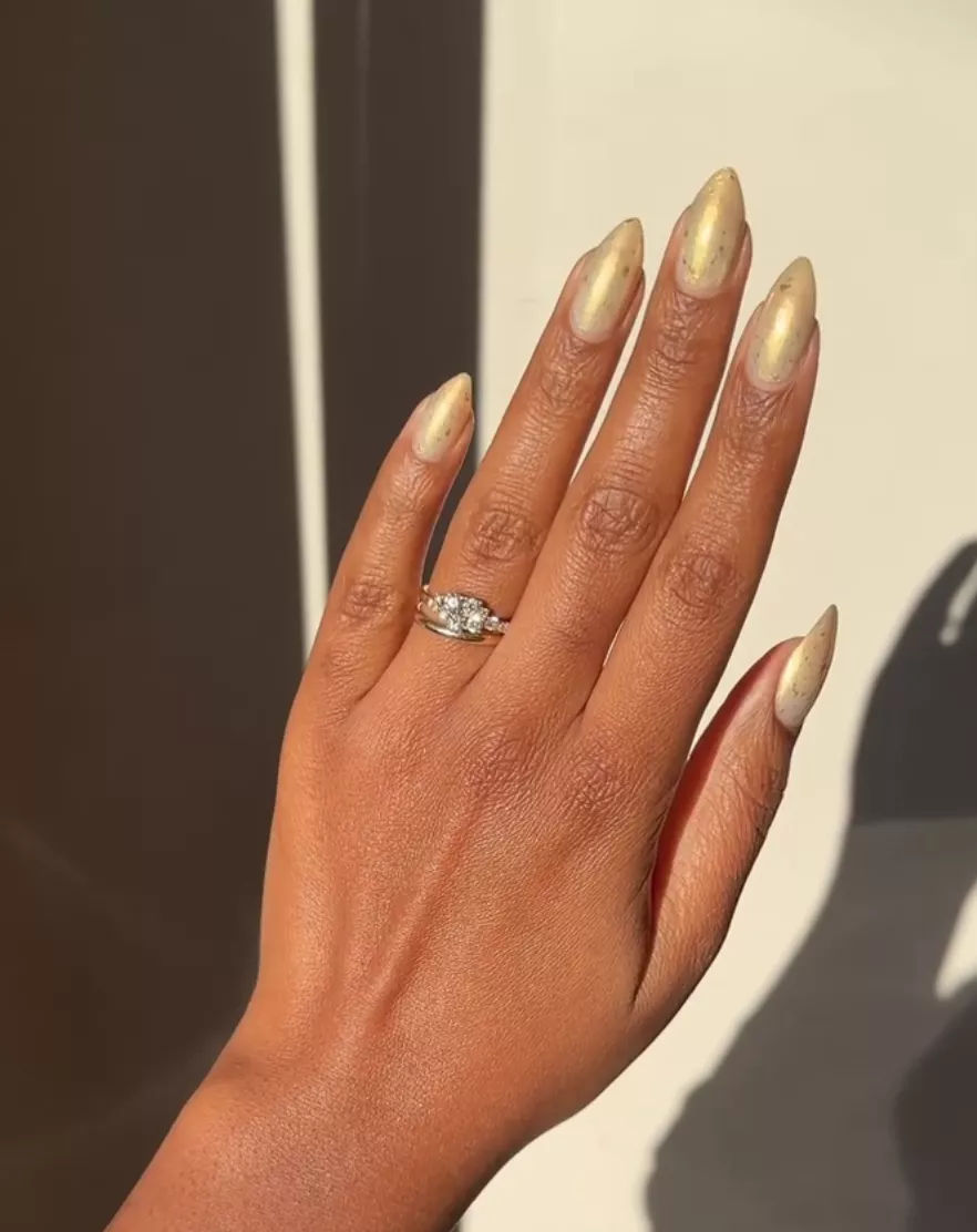 Shimmering Gold Champagne Nails