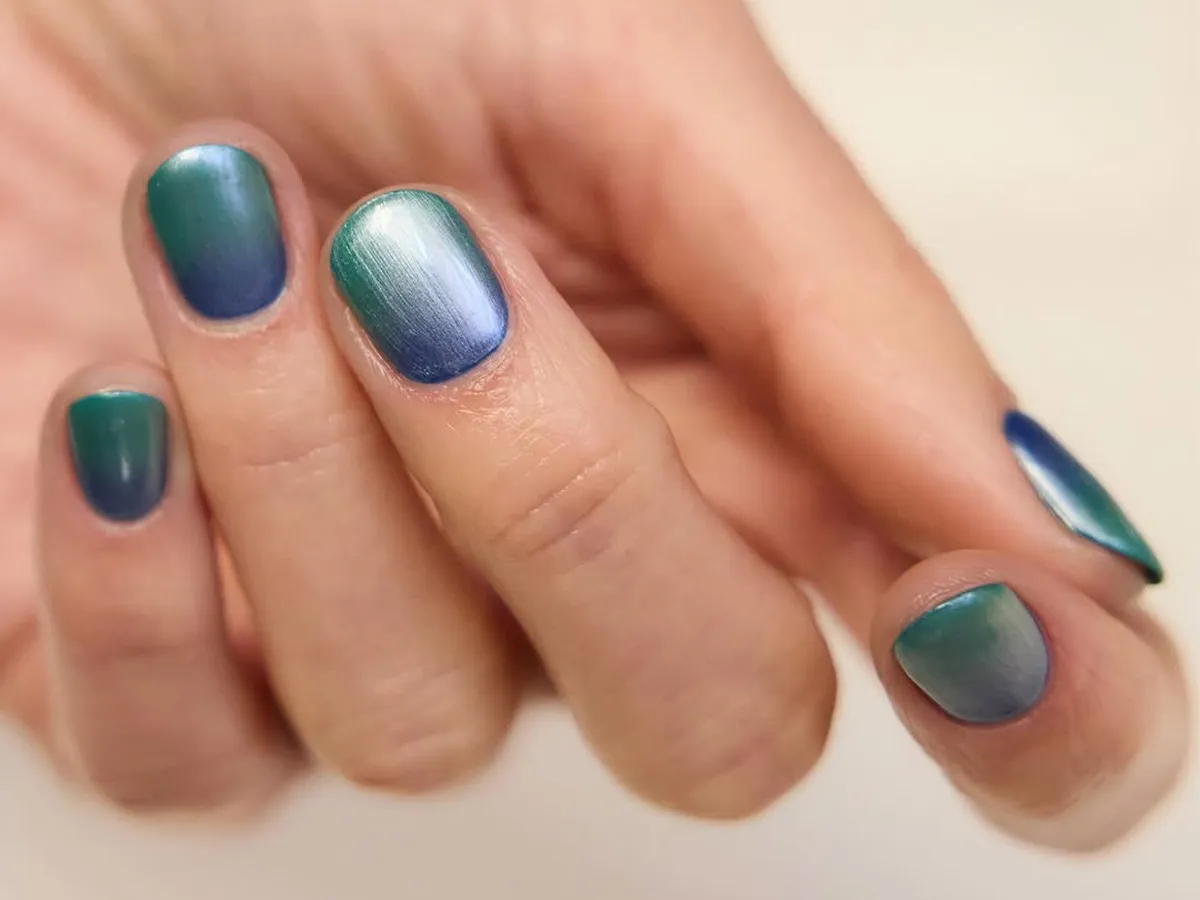 5 Christmas Nail Colors to Try This Season, From Noir Red to Silver Chrome