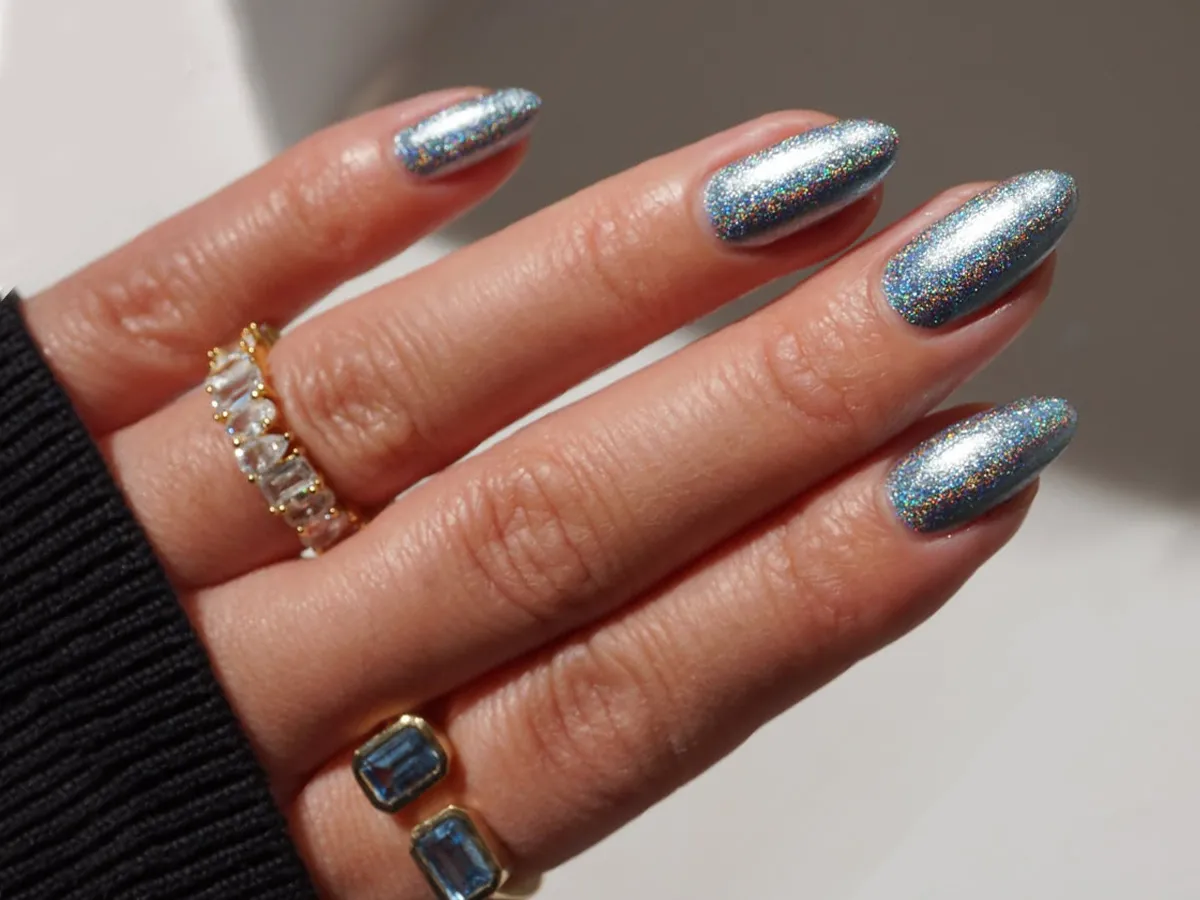 35 Glitter Nail Ideas for New Year’s Eve, From Ombré Tips to All-Over Shimmer