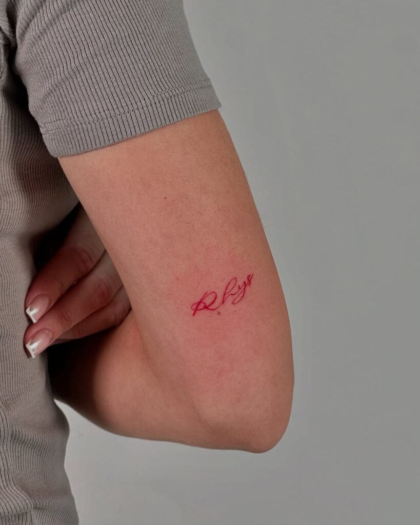 baddie women's spine tattoos soft stitch