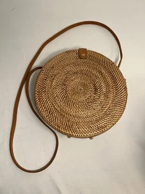 bag Amerii Round Straw Crossbody Bag amerii $49