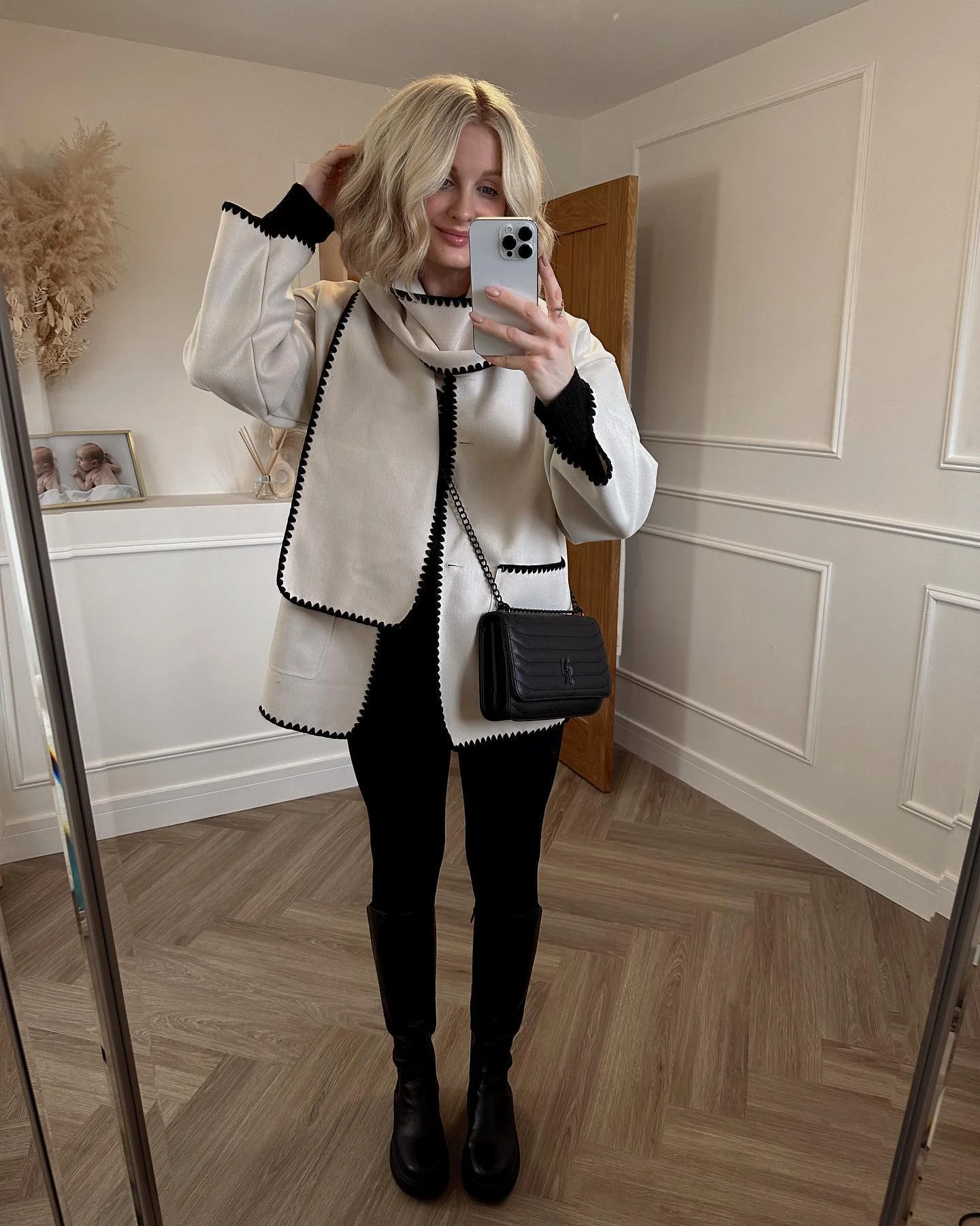 Chic Black Leggings With Textured Cream Jacket