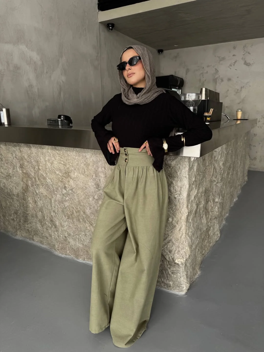 Chic Black Ribbed Top With Olive Wide Leg Trousers