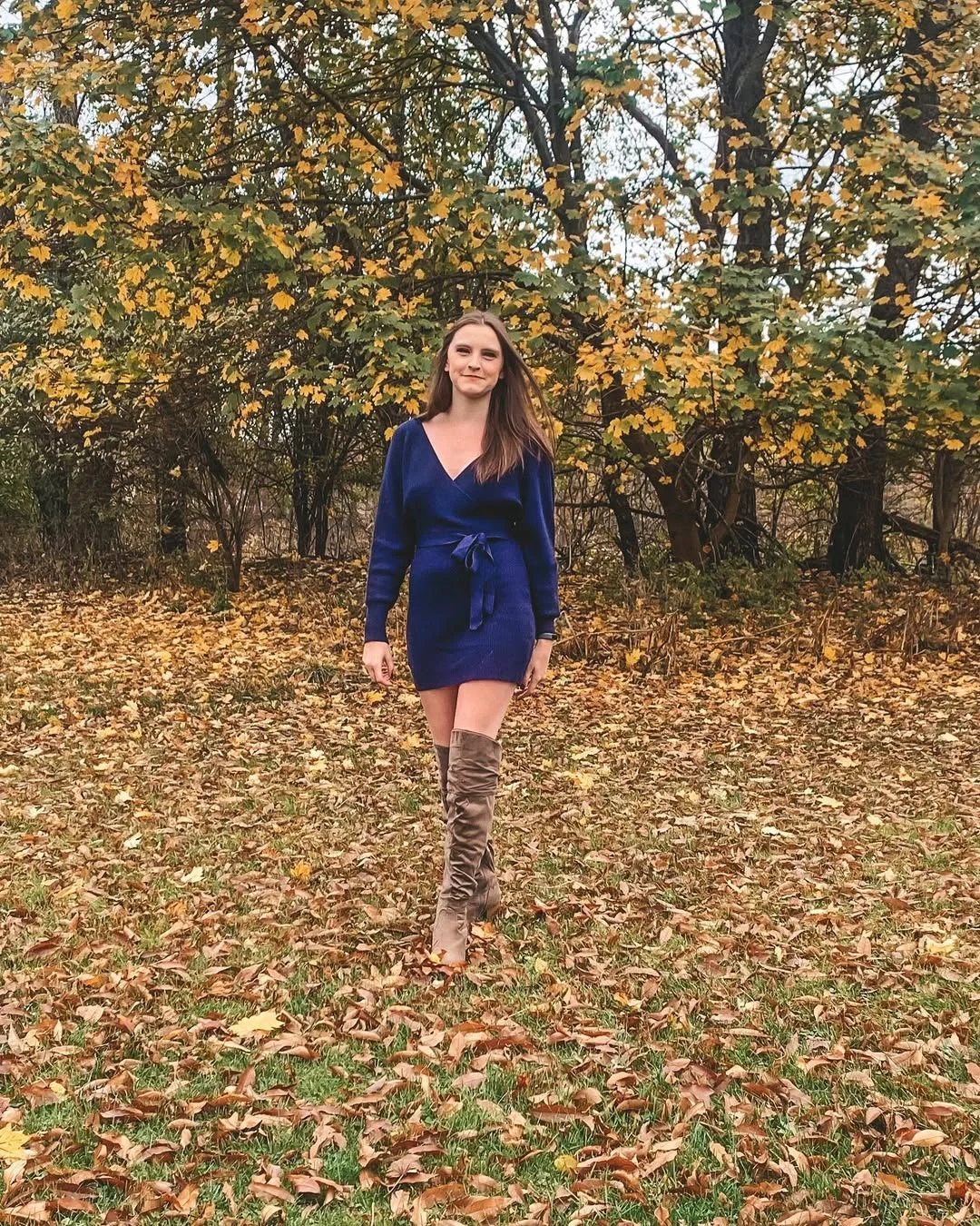 Chic Knit Wrap Dress With Suede Boots