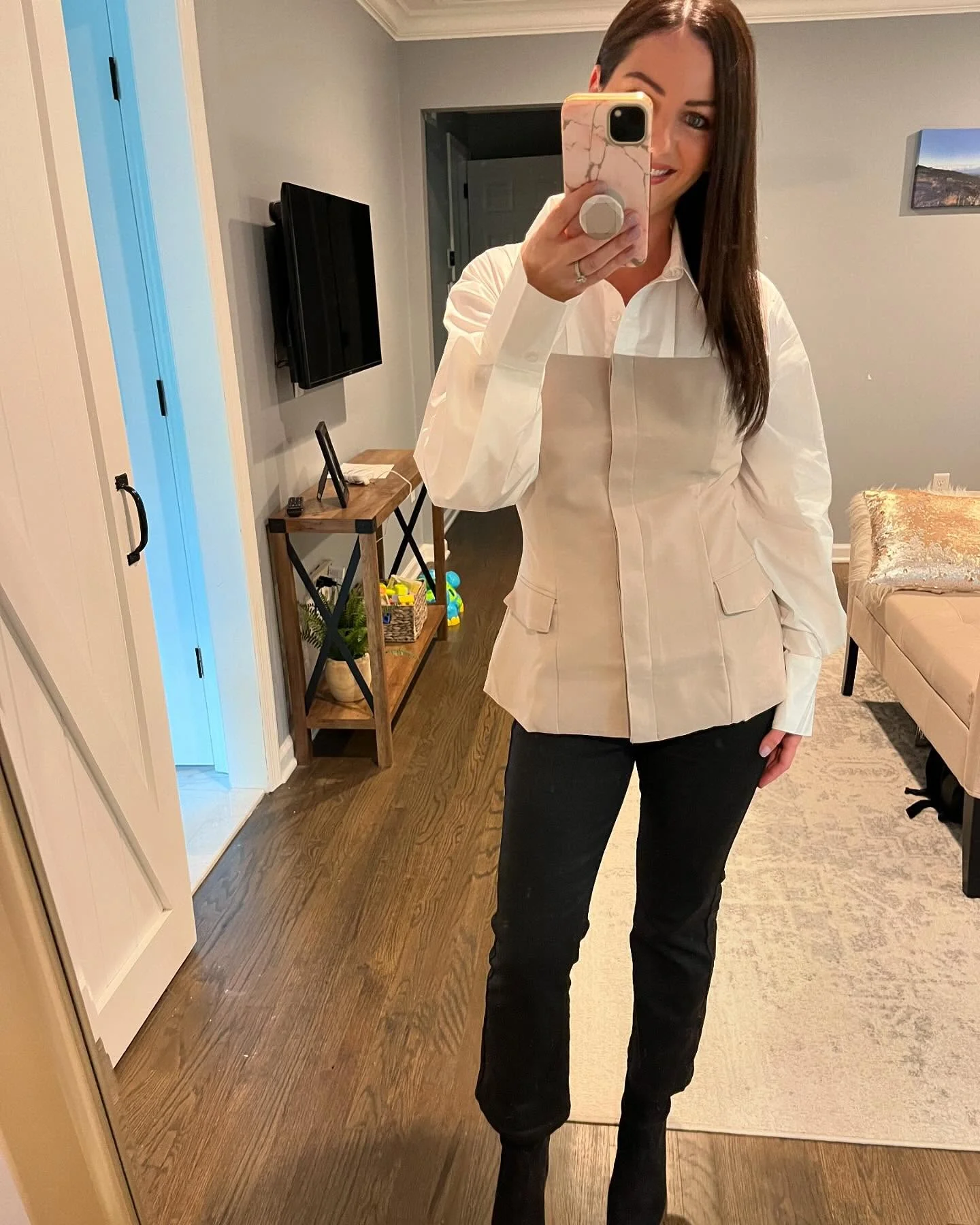 Chic Waistcoat Over White Button-Down Fall Look