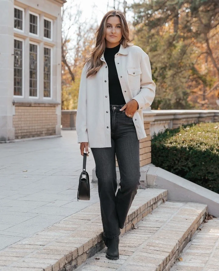 27 Chic Warm Fall Outfits You Need For 2026