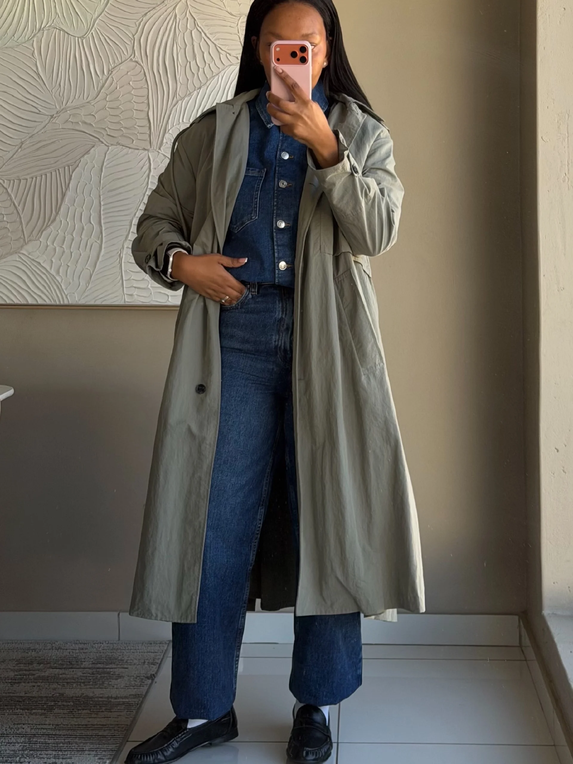Denim Layered With Flowy Trench Outfit