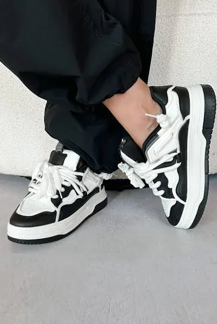 Just Skate Women's Lace Up Platform Sneakers